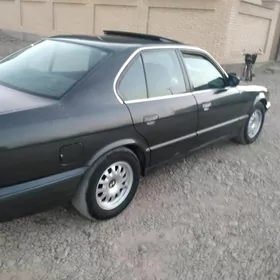 BMW 520 1990