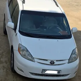 Toyota Sienna 2009