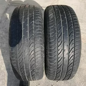 Grandeco 215/60 R16Teker