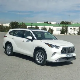 Toyota Highlander 2020