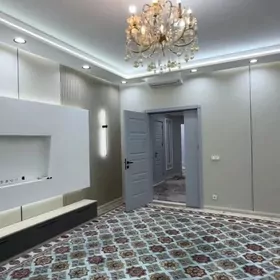 Мир 8 2 ком 5этаж 96м²