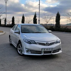 Toyota Camry 2013