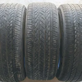 (235/45/18)