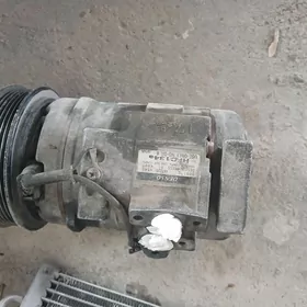 3-lik campresor TOYOTA