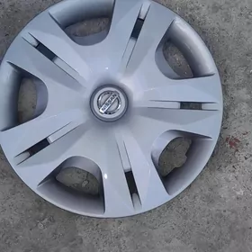 Нисан верса