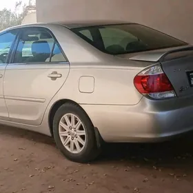 Toyota Camry 2005
