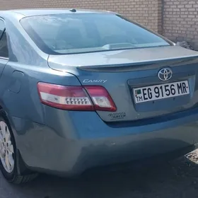 Toyota Camry 2011