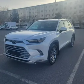 Toyota Grand Highlander 2024