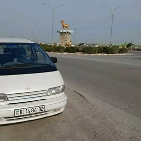 Toyota Previa 1999