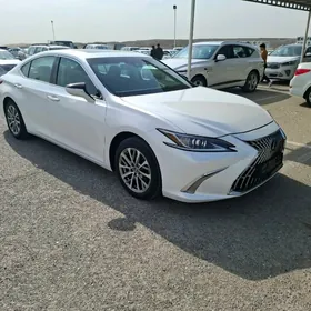 Lexus ES 350 2023