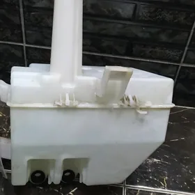 Бочек омывателя Nissan Qashqai