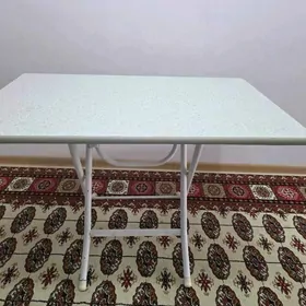 Stol kuhnya- Столик обеденный