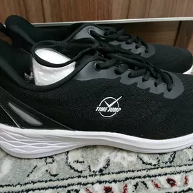 Мужские кроссовки,,Россия