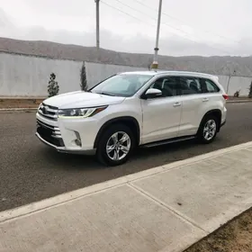 Toyota Highlander 2017