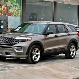 Ford Explorer 2023