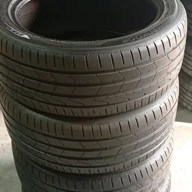 235 45 18 Hankook 23Ý