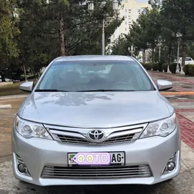 Toyota Camry 2013