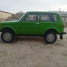 Lada Niva 1982