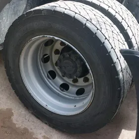 Continental, Dunlop teker