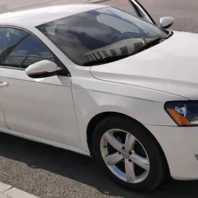 Volkswagen Passat 2011