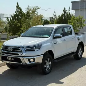 Toyota Hilux 2025