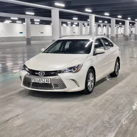Toyota Camry 2017