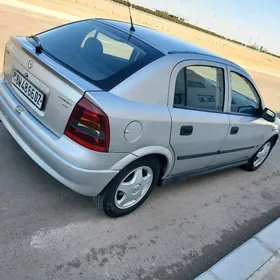 Opel Astra 1998