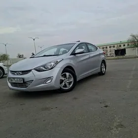 Hyundai Elantra 2011