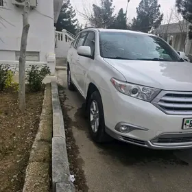 Toyota Highlander 2011