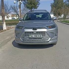 Toyota Grand Highlander 2024