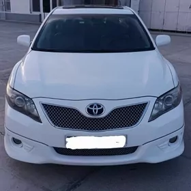 Toyota Camry 2011