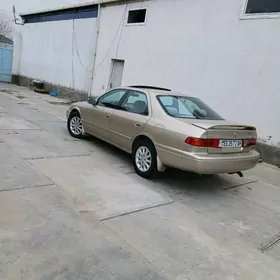 Toyota Camry 1998
