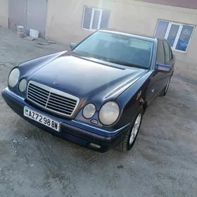 Mercedes-Benz E320 1999