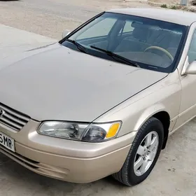 Toyota Camry 1999