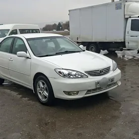 Toyota Camry 2005