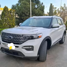 Ford Explorer 2021