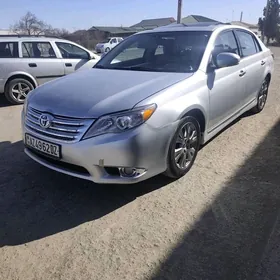 Toyota Avalon 2011