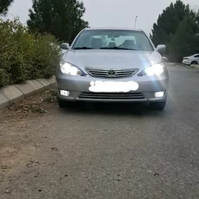 Toyota Camry 2005