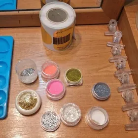 Маникюрные принадлежности