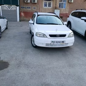 Opel Astra 2000