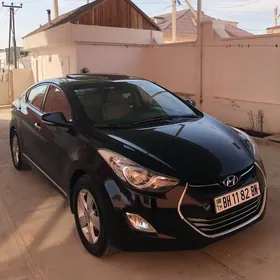 Hyundai Elantra 2013