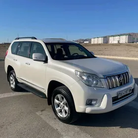 Toyota Land Cruiser Prado 2013
