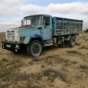 Zil 4331 1989