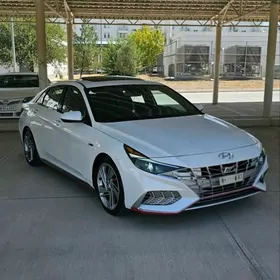 Hyundai Elantra 2021
