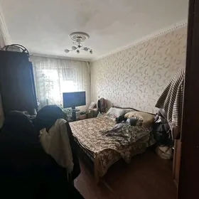 ГАУДАНКА ГАГАРИНА 3 КОМ 3 ЭТАЖ