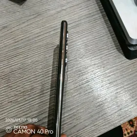 Tecno camon 40 pro