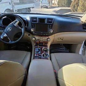 Toyota Highlander 2012