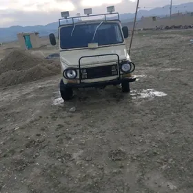 UAZ Profi 1992