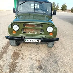 UAZ 469 1992