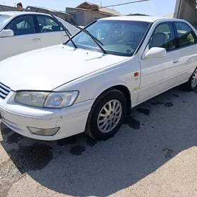 Toyota Camry 1998
